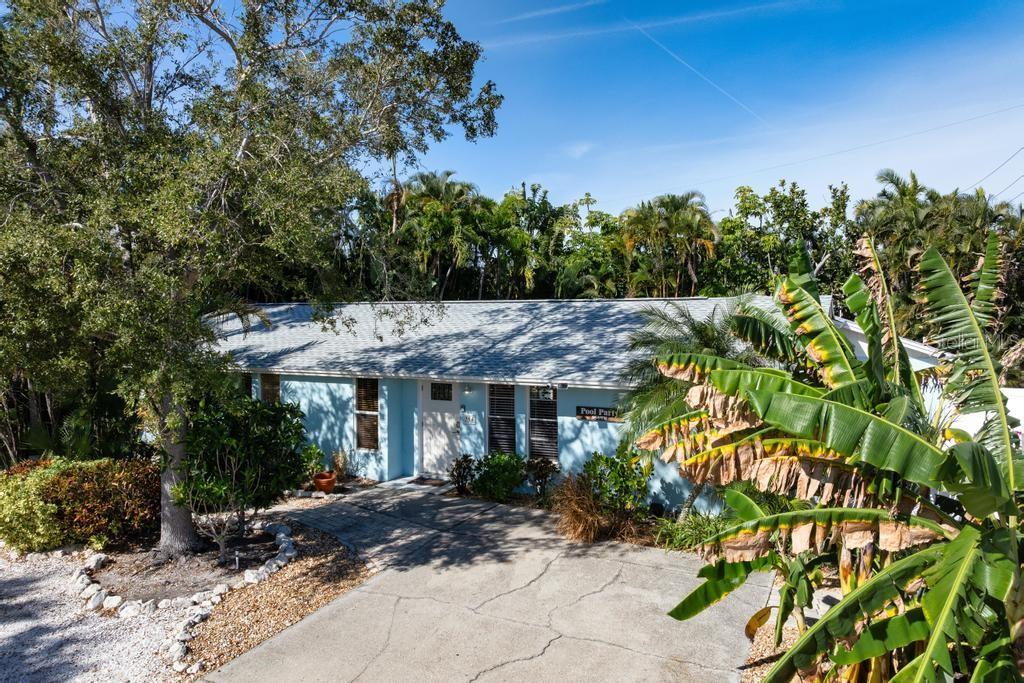 HOLMES BEACH 17TH UNIT - Residential Income