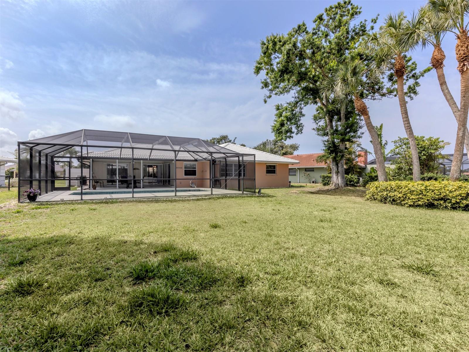 455 RUBENS DRIVE
