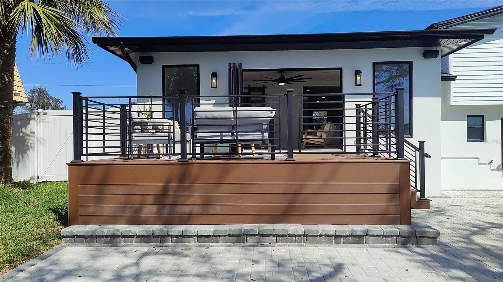 RIVERSIDE PARK - Residential