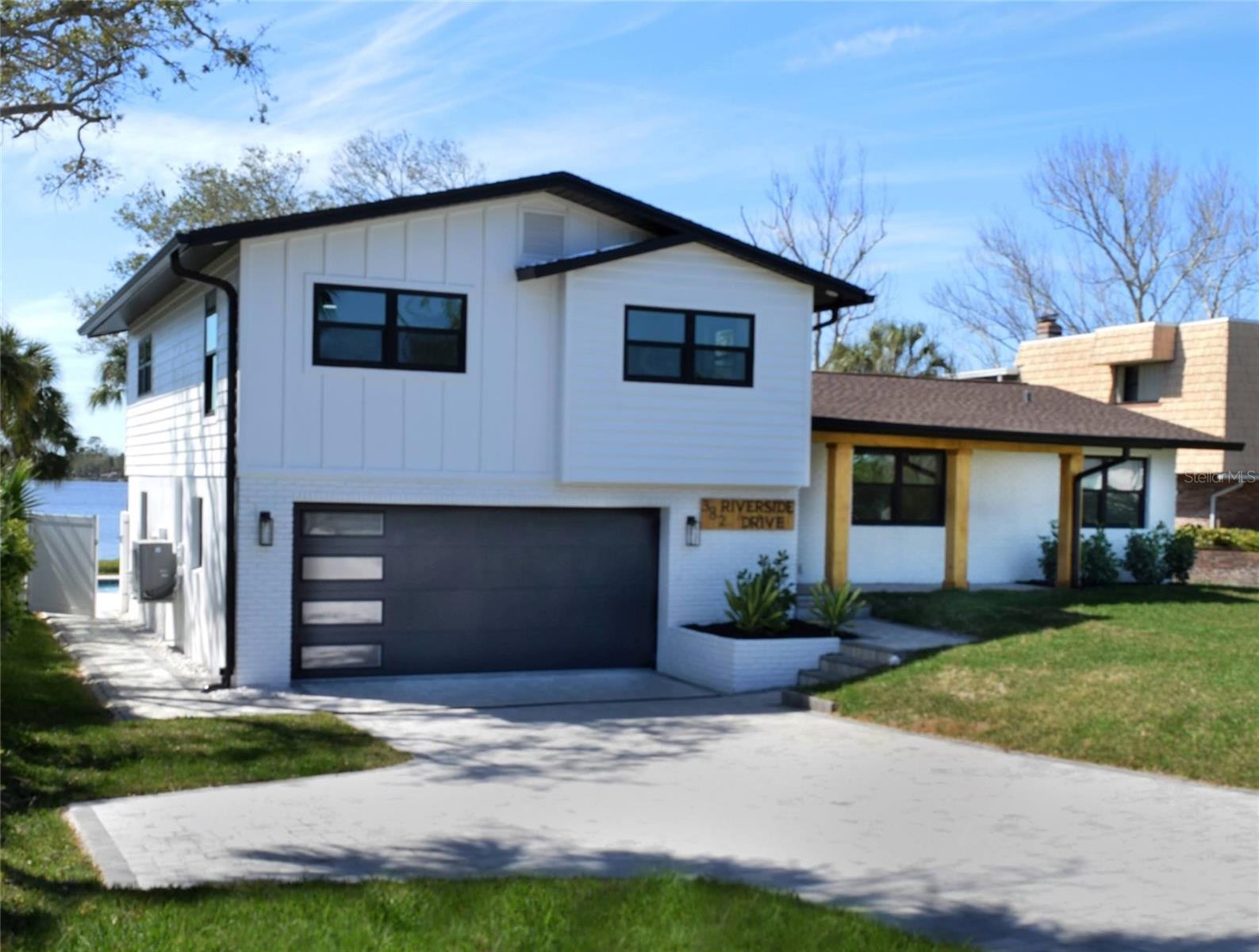 RIVERSIDE PARK - Residential