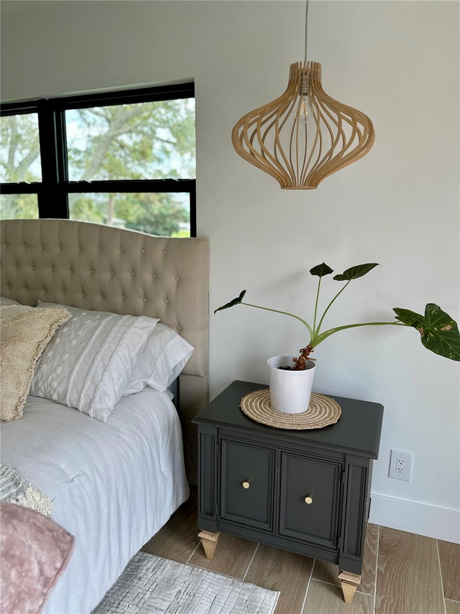 RIVERSIDE PARK - Residential
