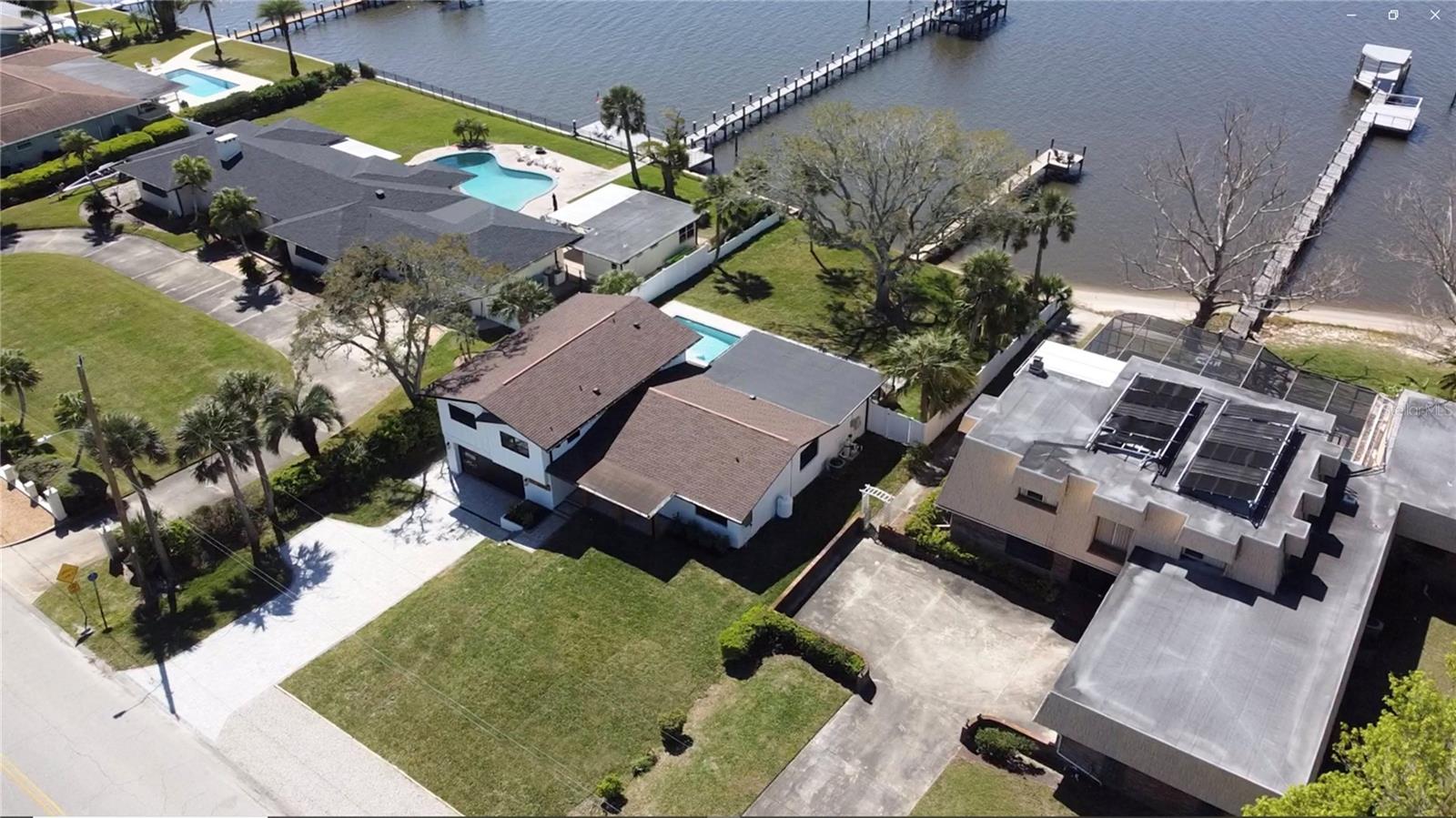 RIVERSIDE PARK - Residential