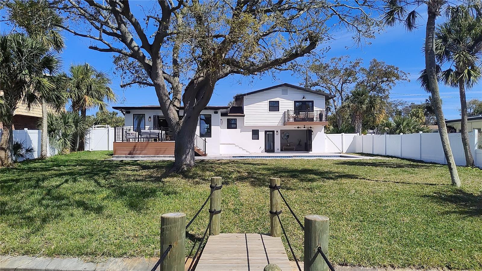RIVERSIDE PARK - Residential