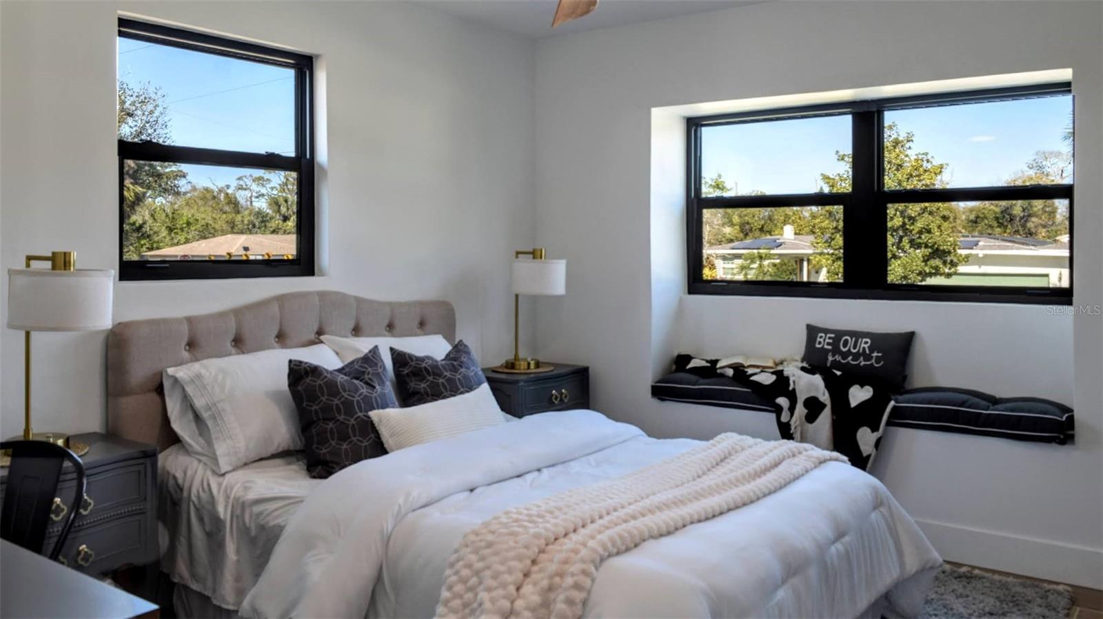 RIVERSIDE PARK - Residential
