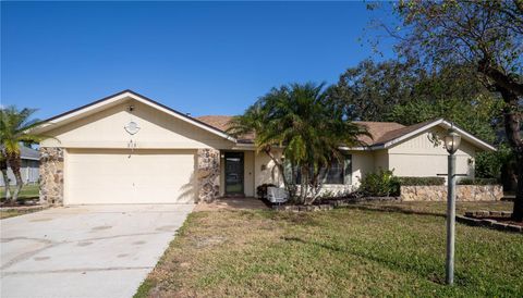 A home in WINTER HAVEN