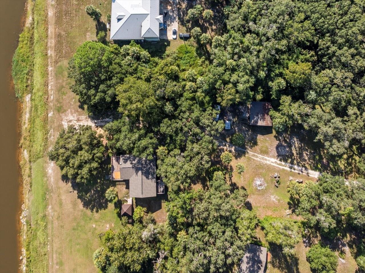 UNREC TRACTS IN 31-17S-20E - Residential