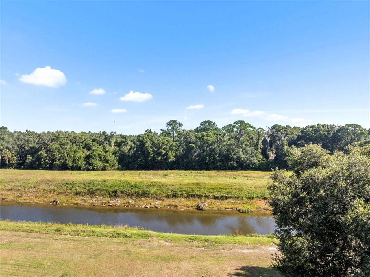 UNREC TRACTS IN 31-17S-20E - Residential