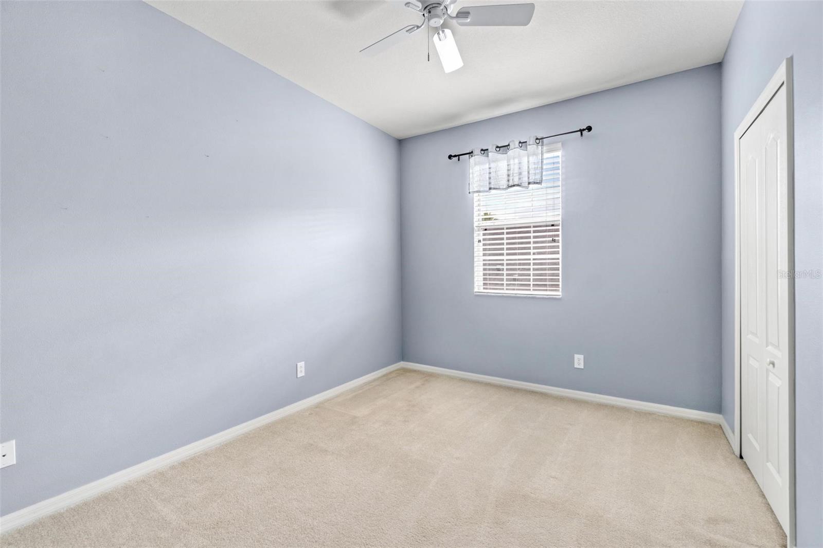 GRAND HAMPTON PH 2A-3 - Residential Lease
