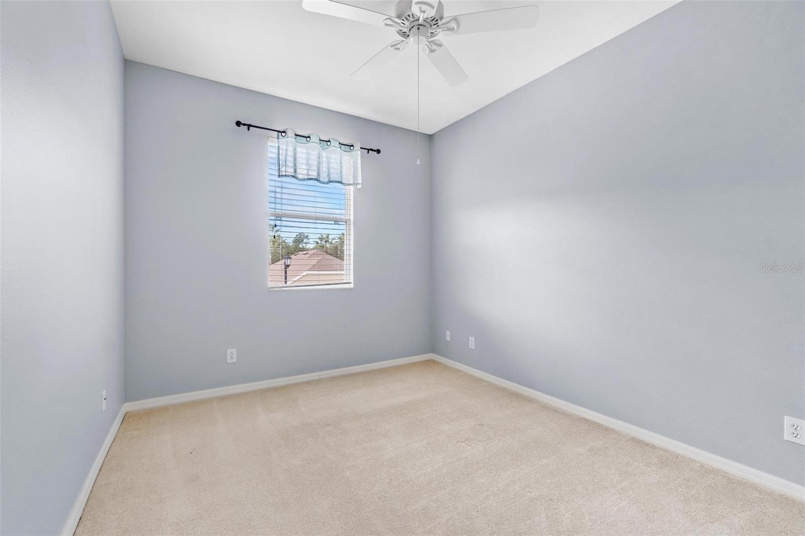 GRAND HAMPTON PH 2A-3 - Residential Lease