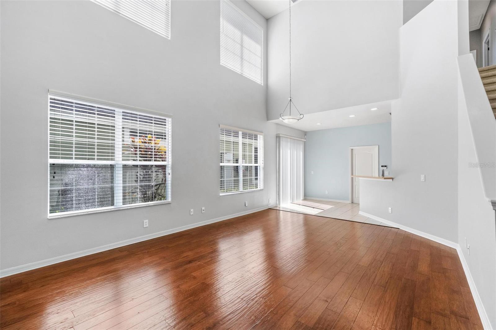 GRAND HAMPTON PH 2A-3 - Residential Lease