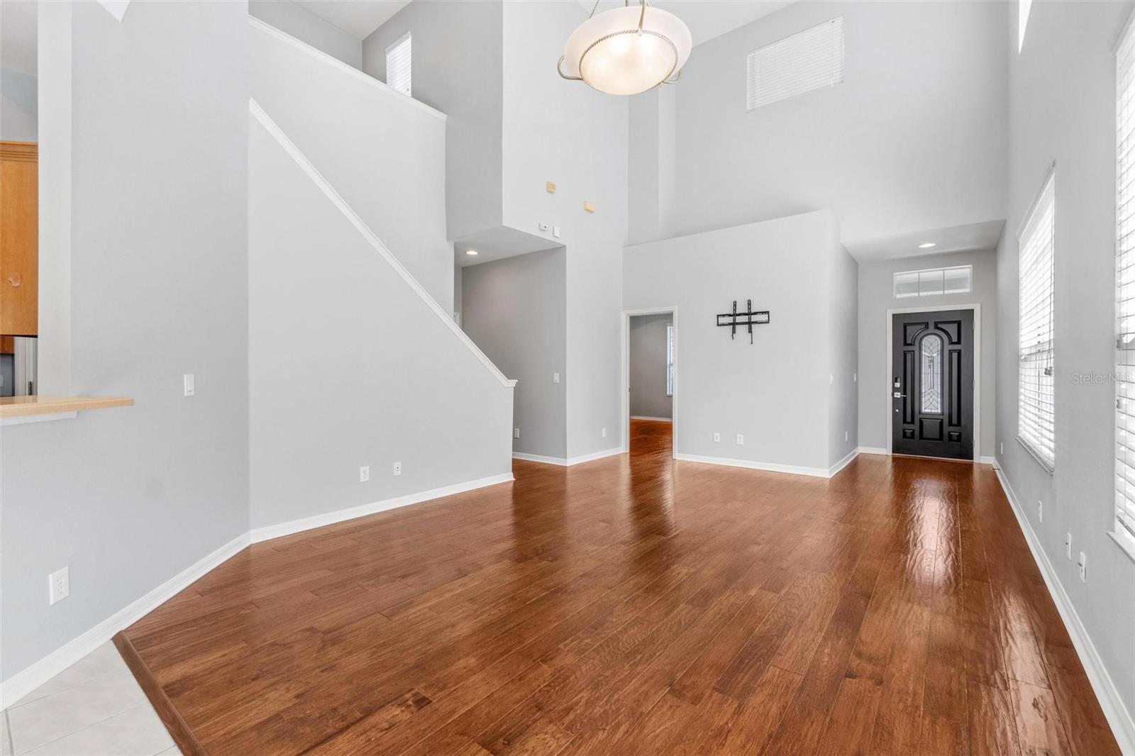 GRAND HAMPTON PH 2A-3 - Residential Lease