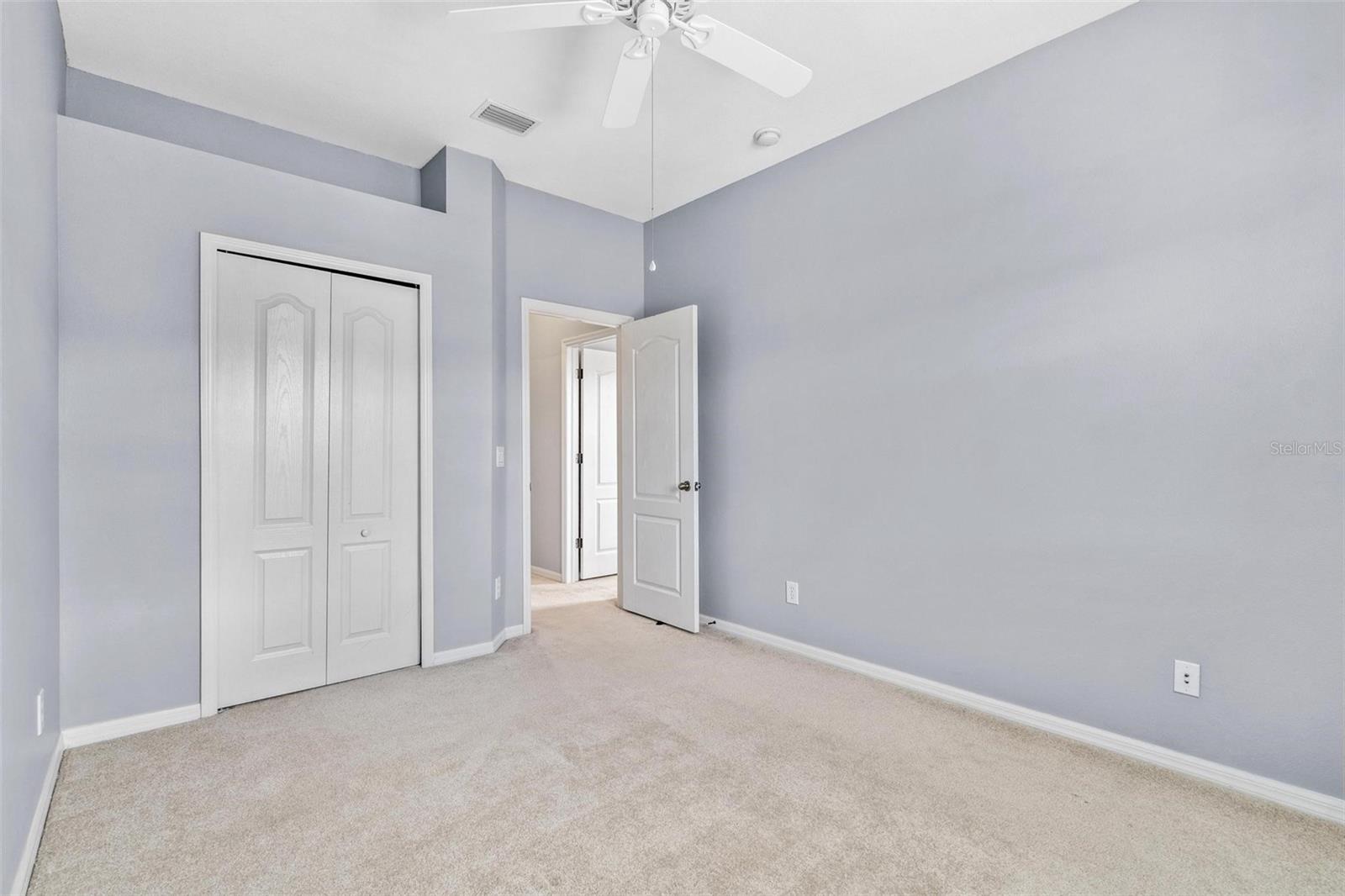 GRAND HAMPTON PH 2A-3 - Residential Lease