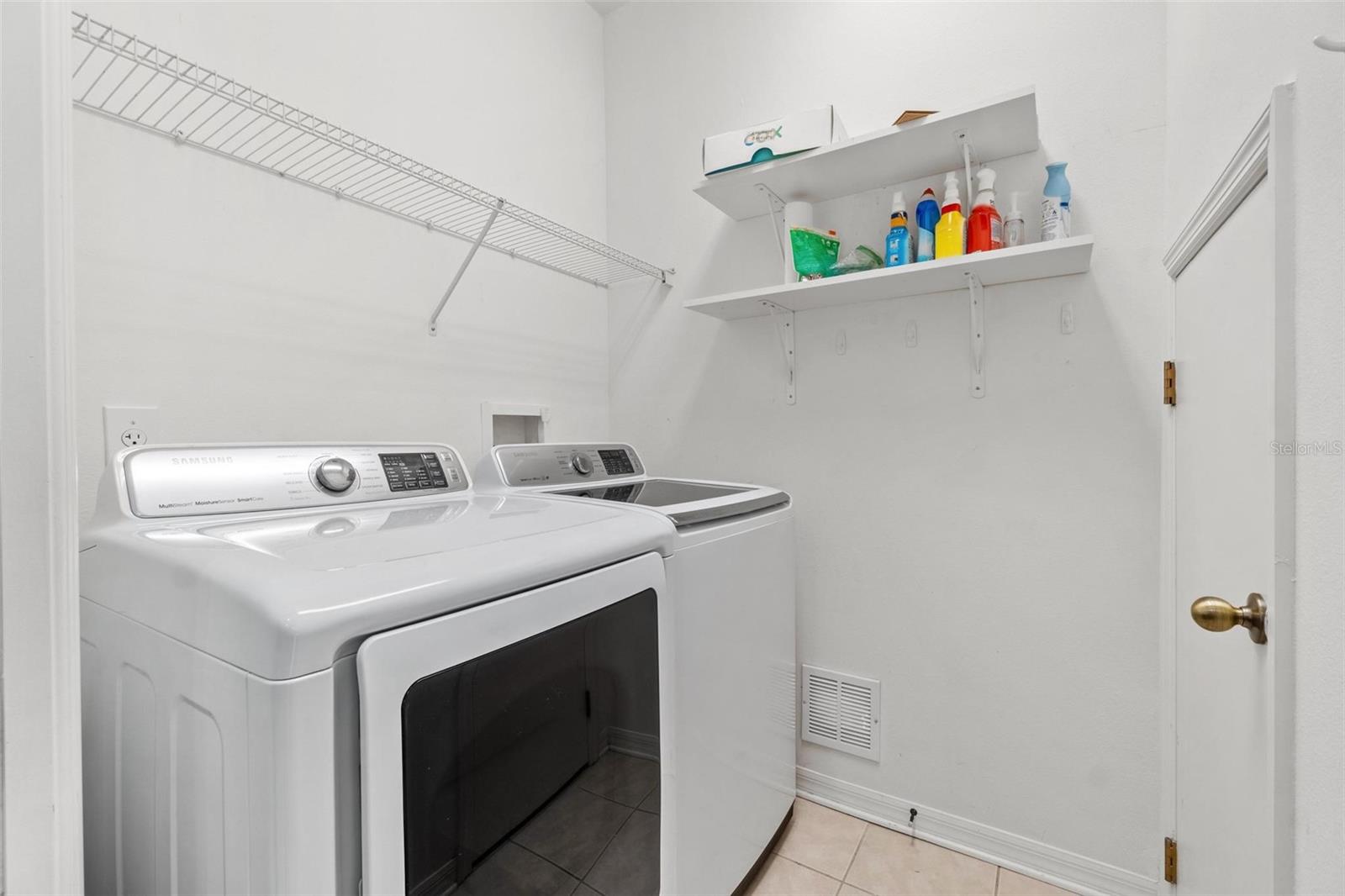 GRAND HAMPTON PH 2A-3 - Residential Lease