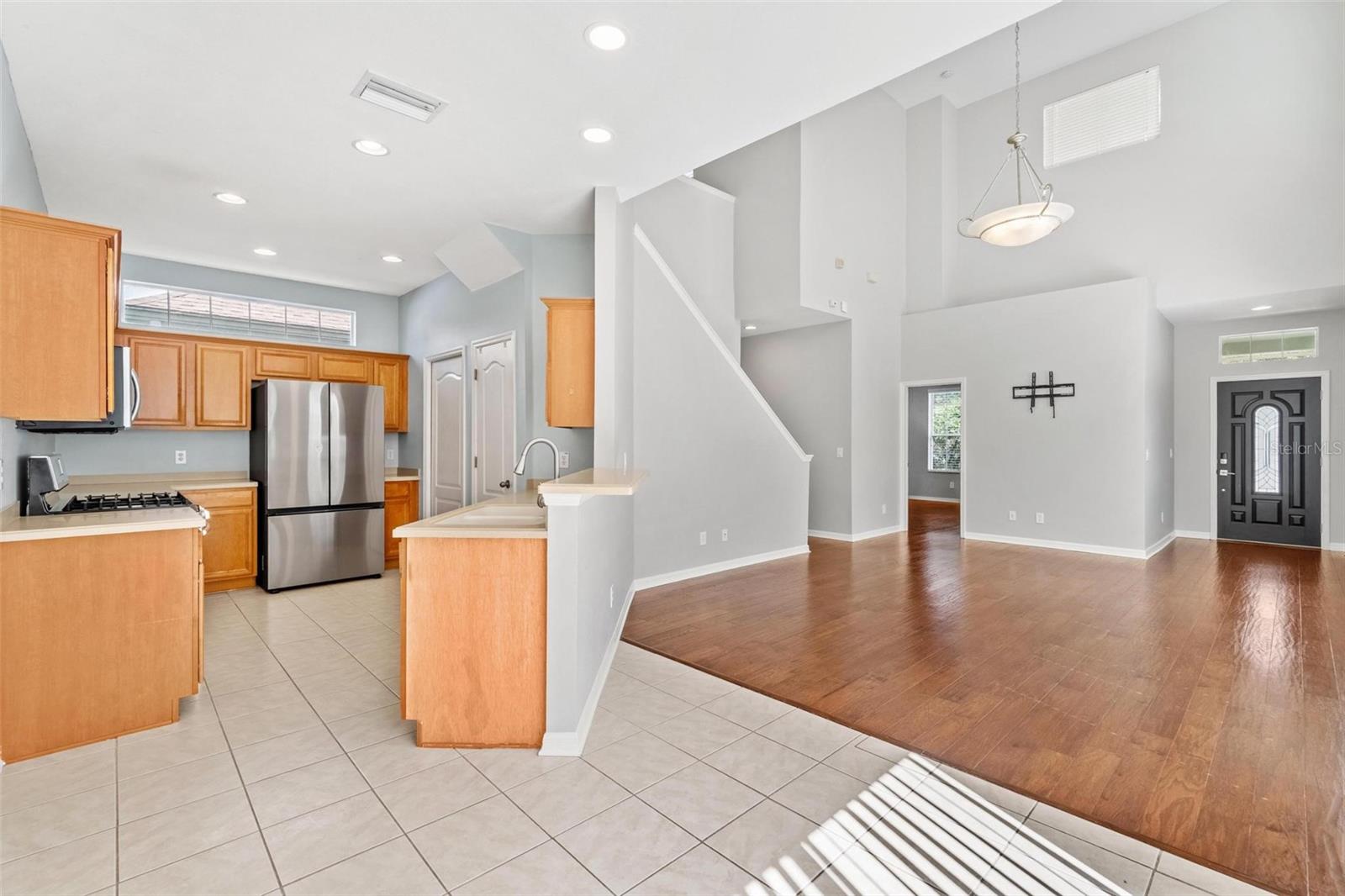 GRAND HAMPTON PH 2A-3 - Residential Lease