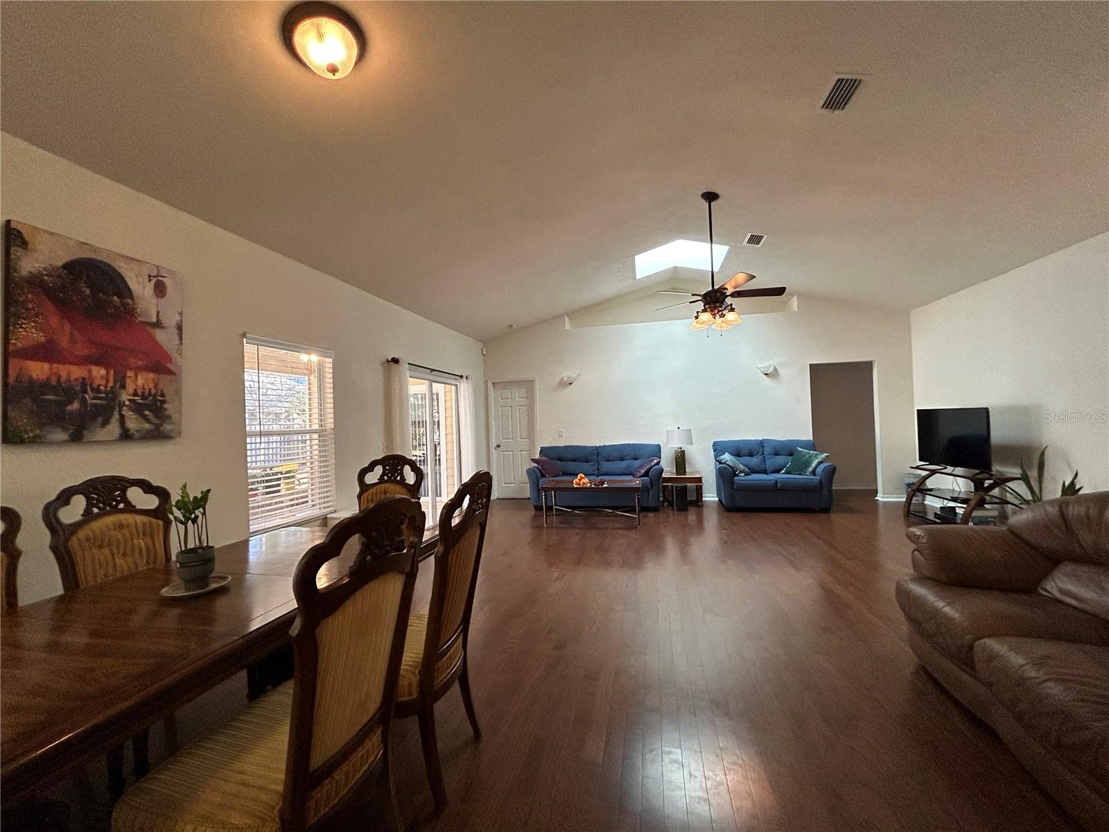 CAPRI CLUSTER PH 4 - Residential