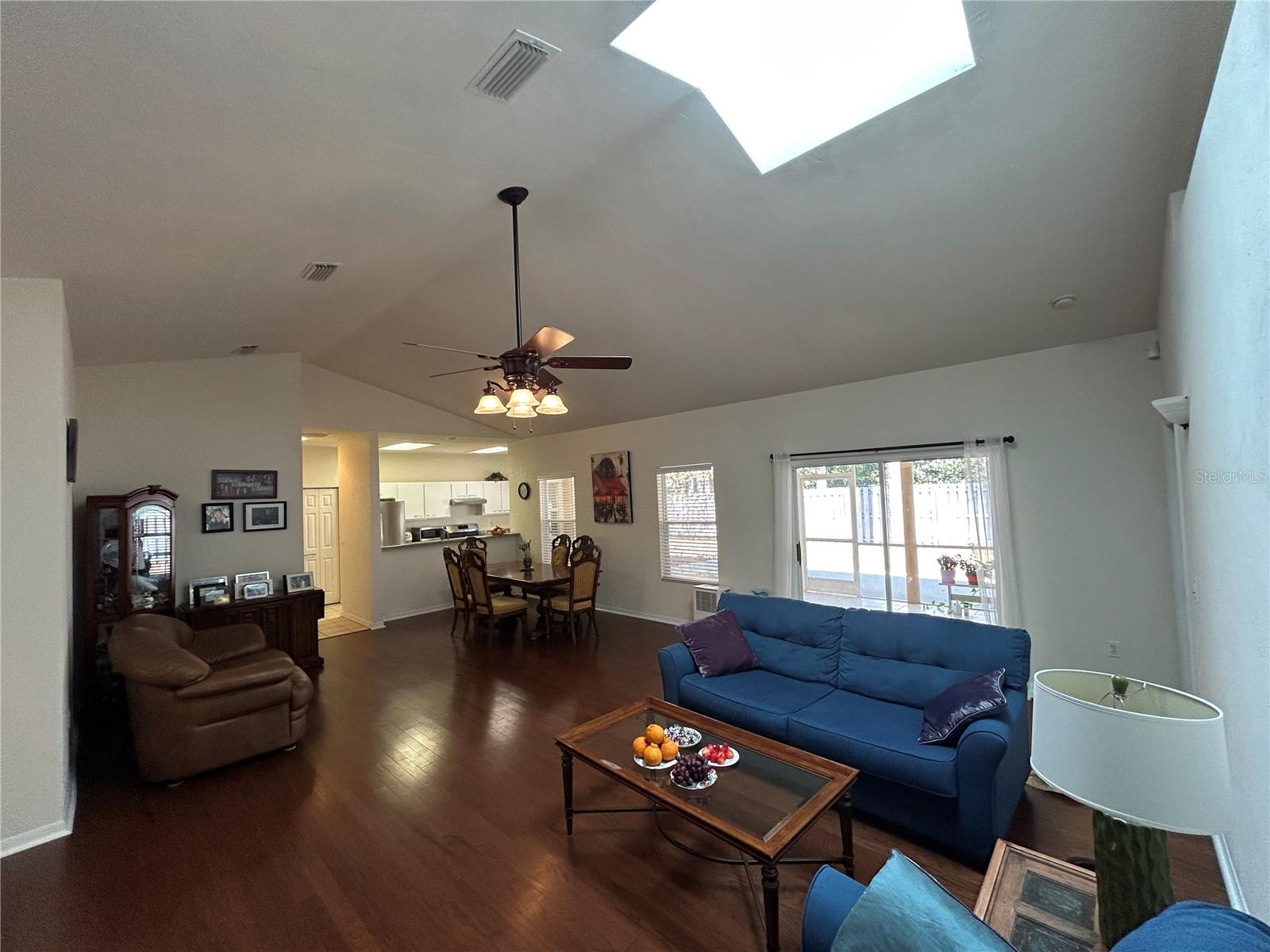 CAPRI CLUSTER PH 4 - Residential