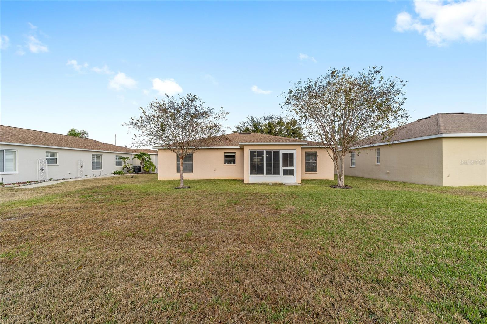 SUMMERGLEN - Residential