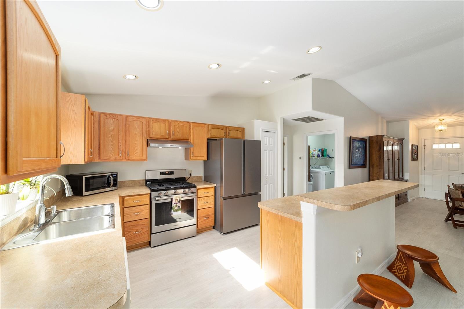 SUMMERGLEN - Residential