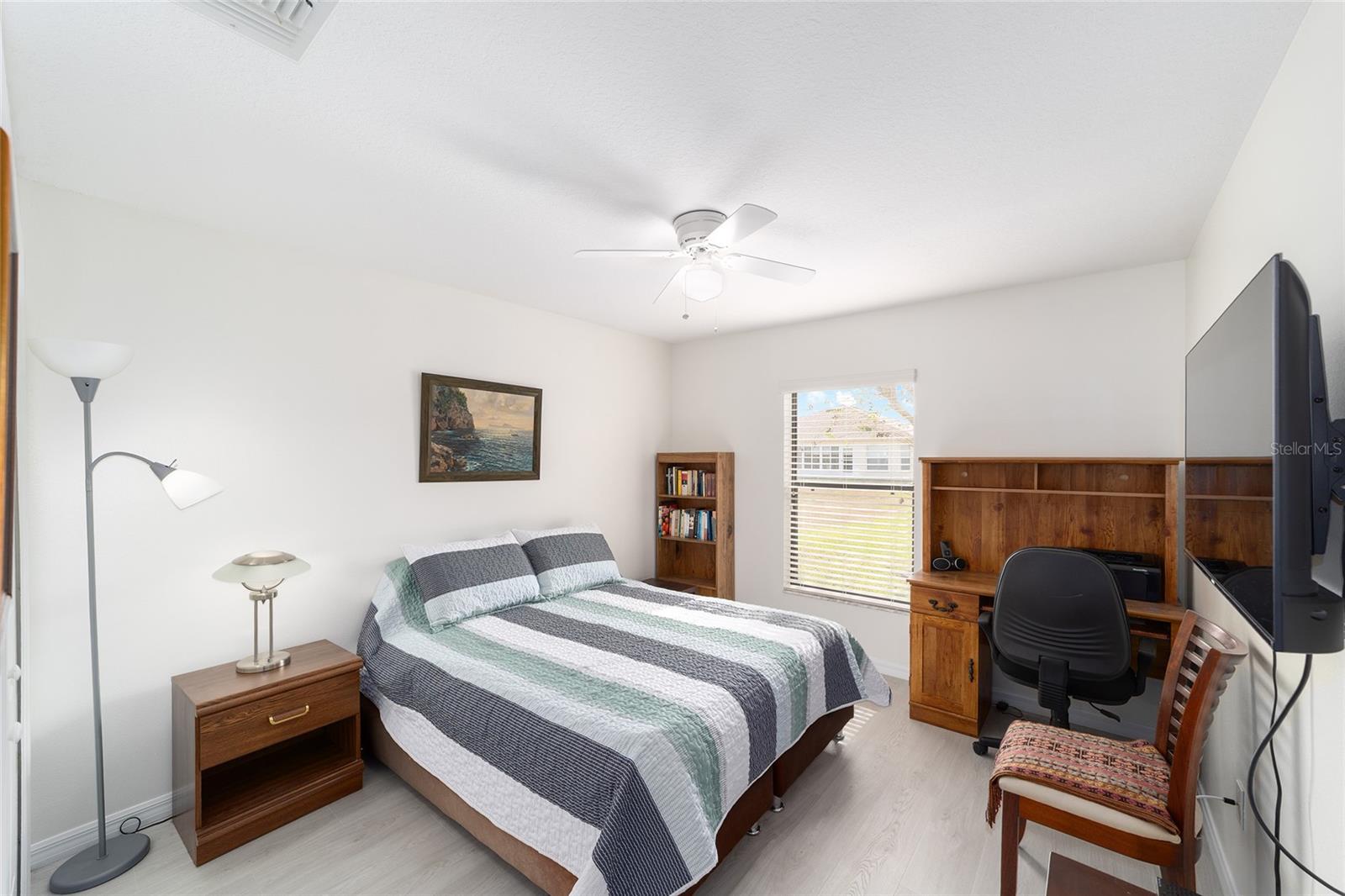 SUMMERGLEN - Residential