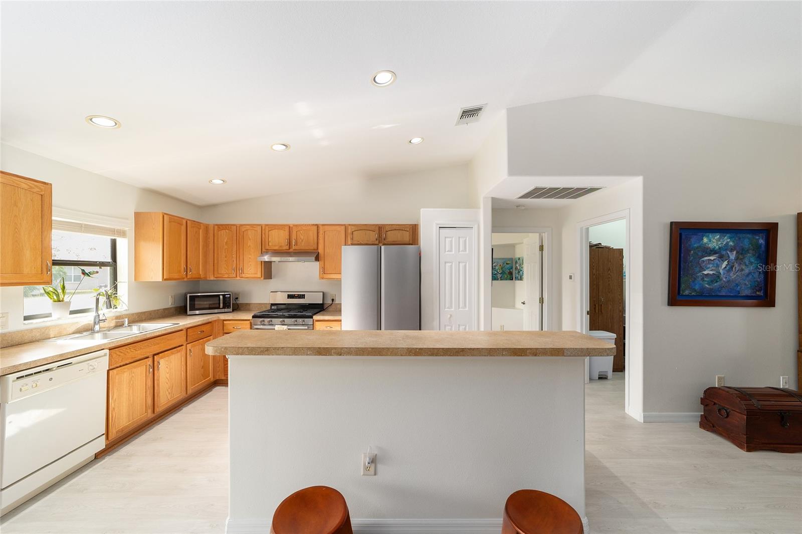 SUMMERGLEN - Residential