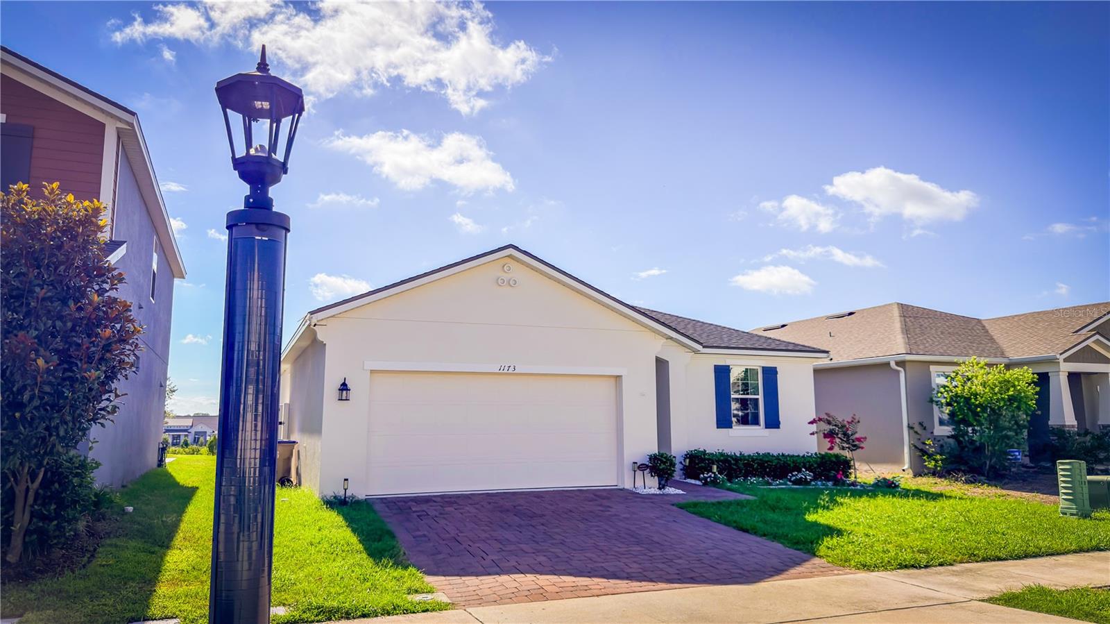 1173 LAKESHORE BREEZE PLACE