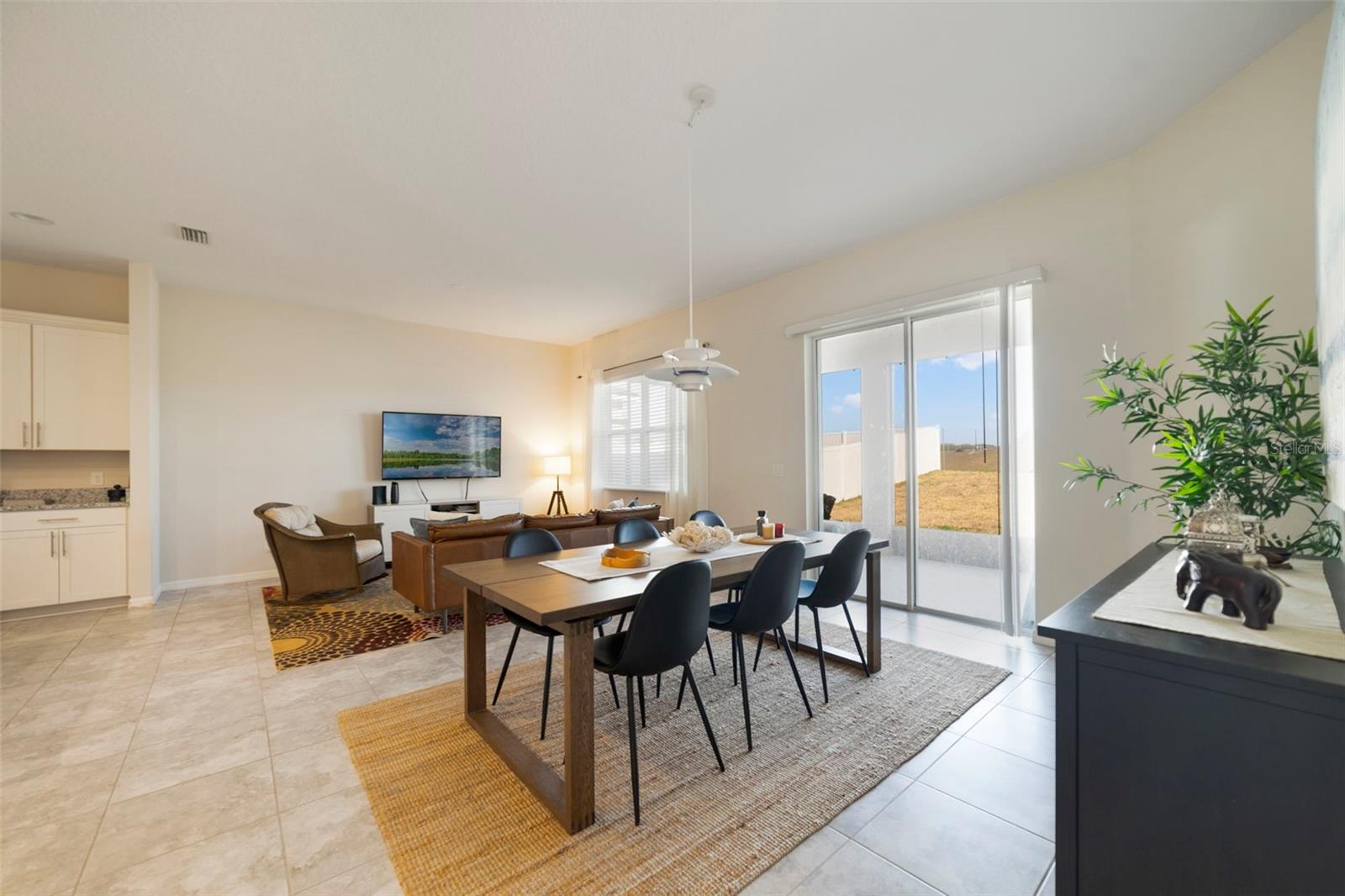 758 GRAND HILLTOP DRIVE