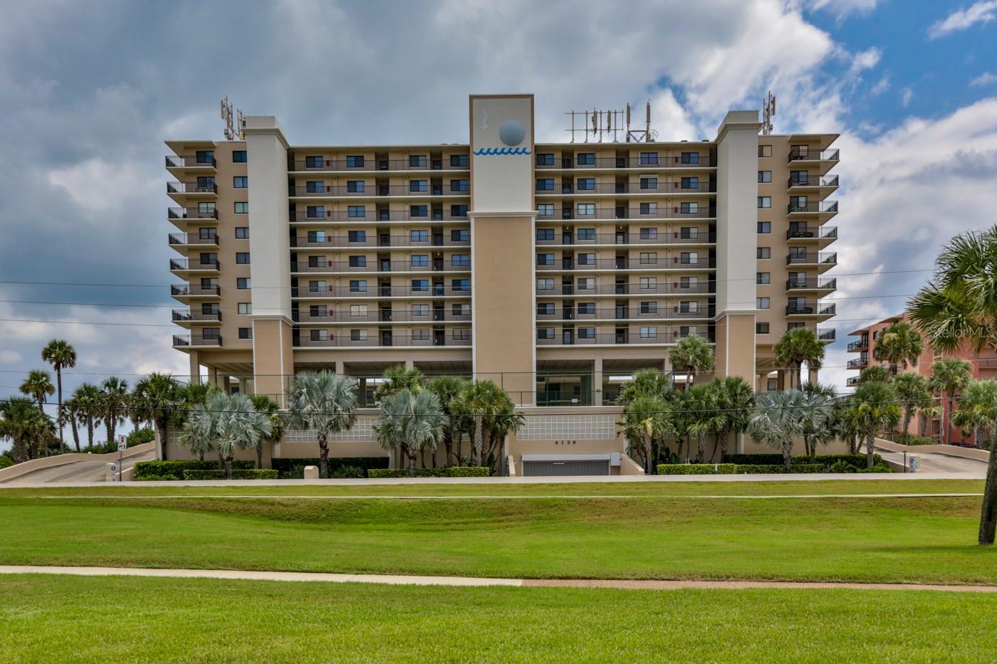 Moontide Condo - Residential