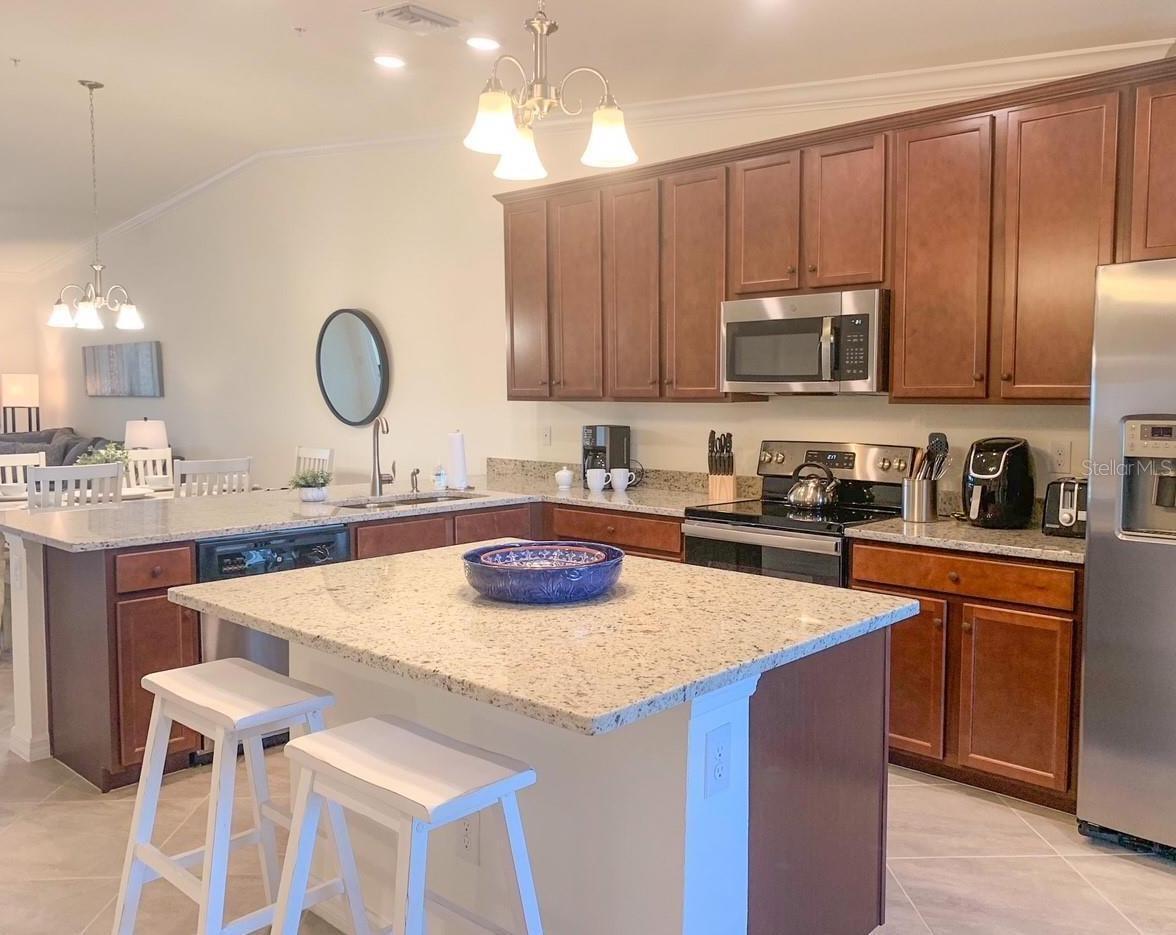 VERANDA V AT LAKEWOOD NATIONAL PH II - Residential Lease