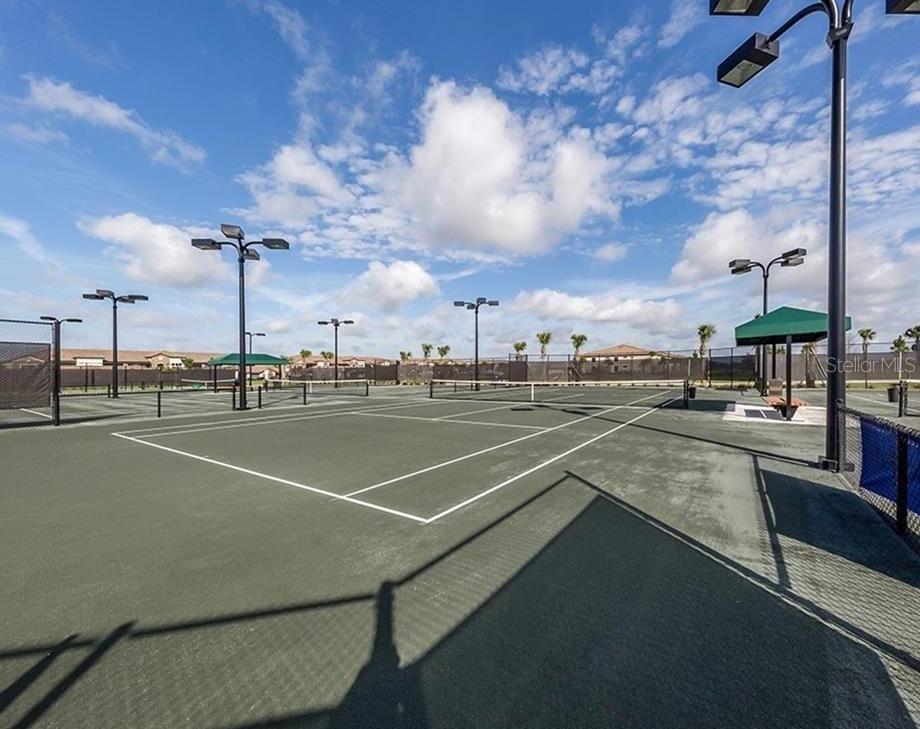 VERANDA V AT LAKEWOOD NATIONAL PH II - Residential Lease