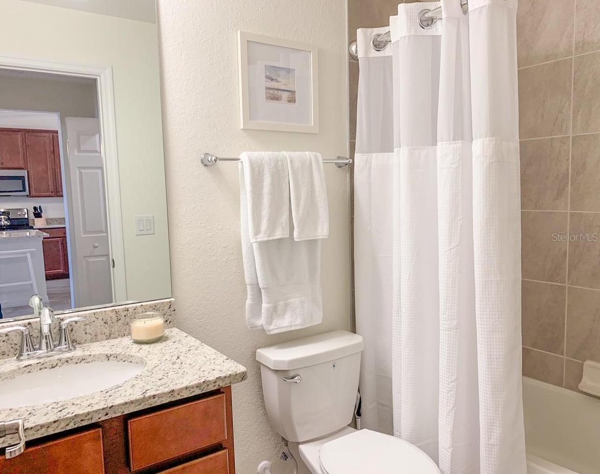 VERANDA V AT LAKEWOOD NATIONAL PH II - Residential Lease