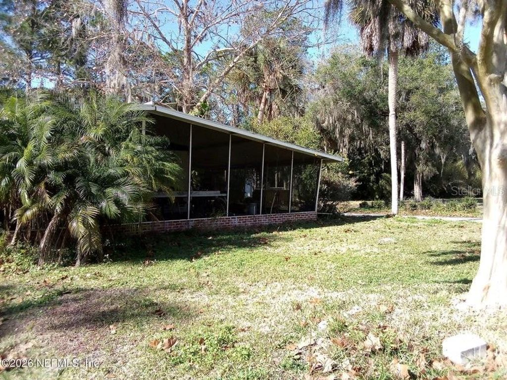 Photo of 101 S Geraldo Road, East Palatka, FL 32131 (MLS # O6399778)