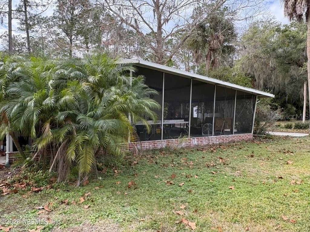 Photo of 101 S Geraldo Road, East Palatka, FL 32131 (MLS # O6399778)