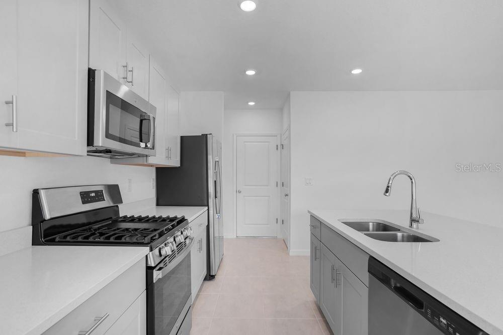 7335 CAPSTONE DRIVE