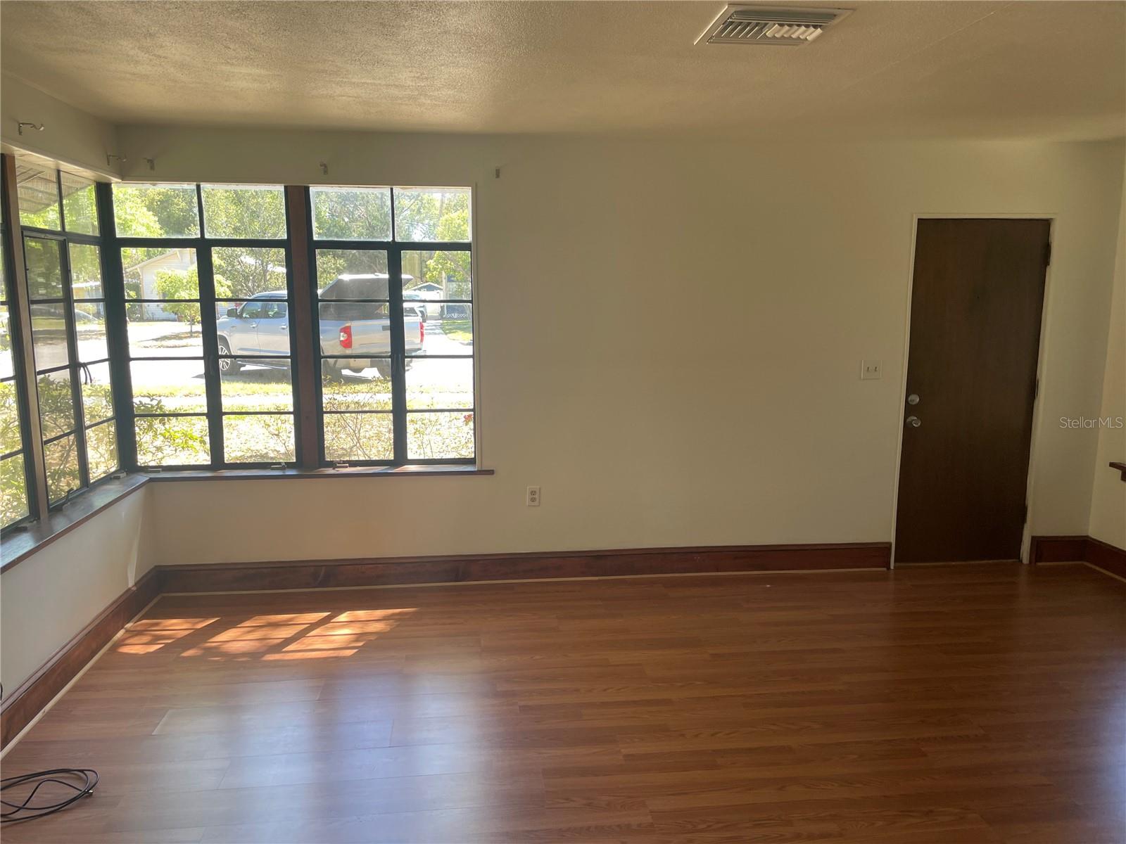 CLERMONT - Residential Lease