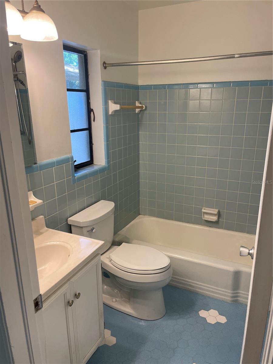 CLERMONT - Residential Lease