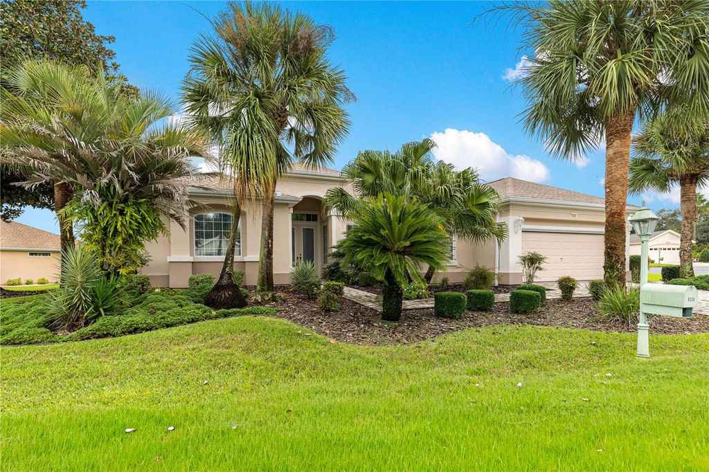Photo of 9330 SE 132nd Place, Summerfield, FL 34491 (MLS # OM711747)