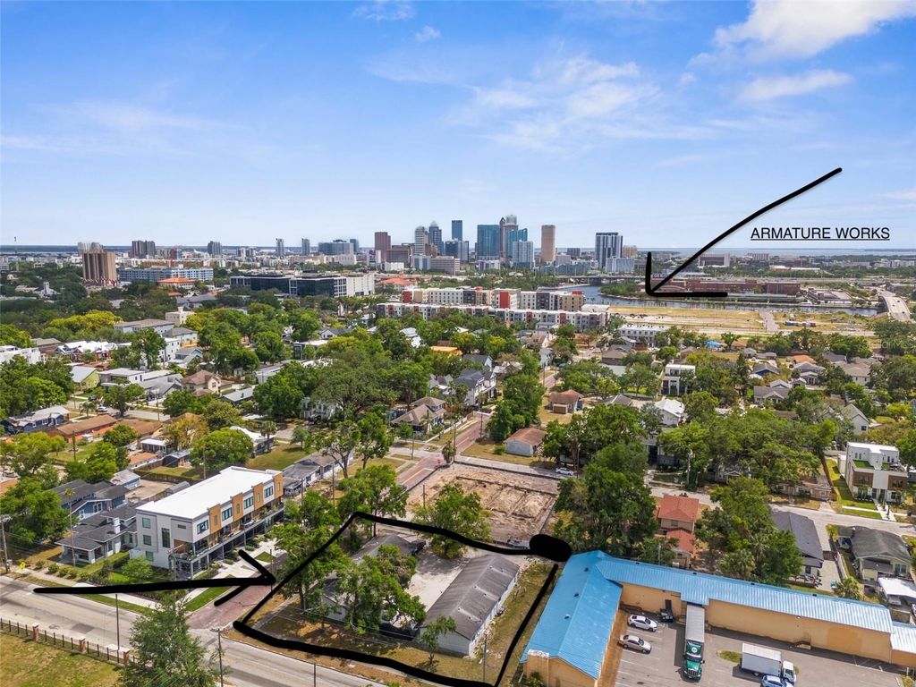 Photo of 402 W Columbus Drive, Tampa, FL 33602 (MLS # TB8493504)