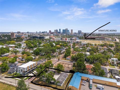 402 W COLUMBUS DRIVE TAMPA FL 33602