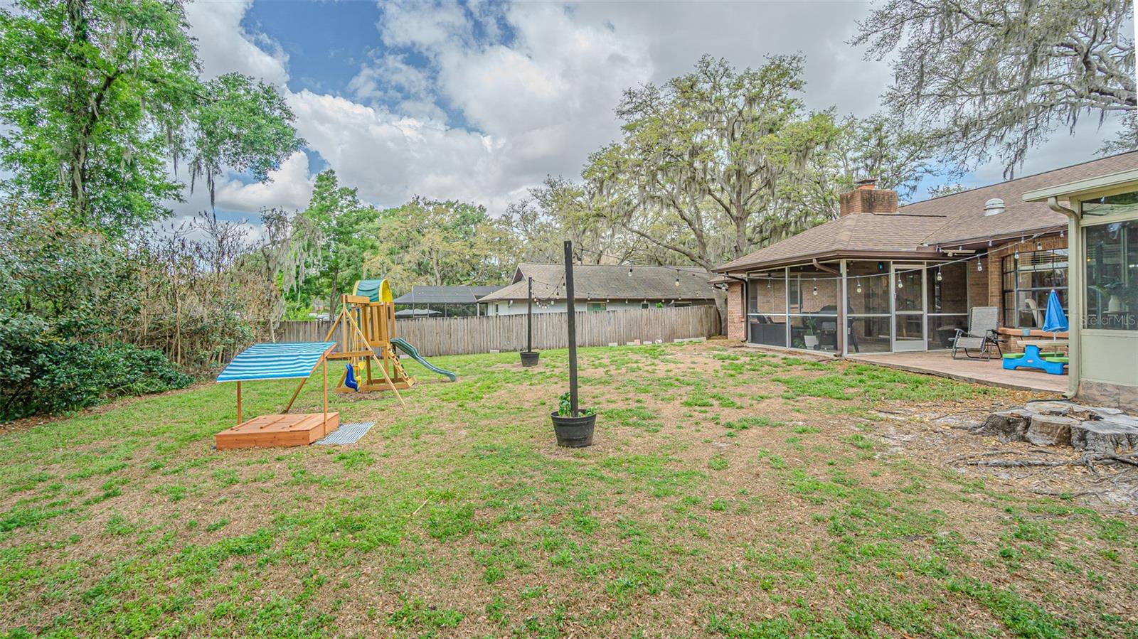 OAKRIDGE MANOR SUB - Residential