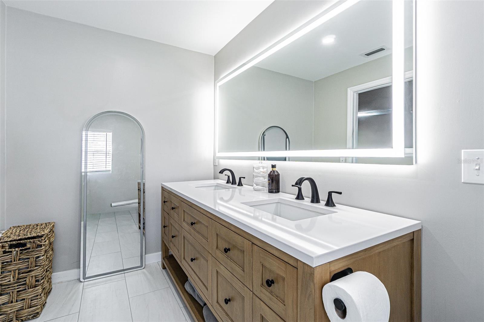 OAKRIDGE MANOR SUB - Residential