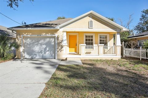 Photo of 2719 W Union Street, Tampa, FL 33607 (MLS # TB8466820)