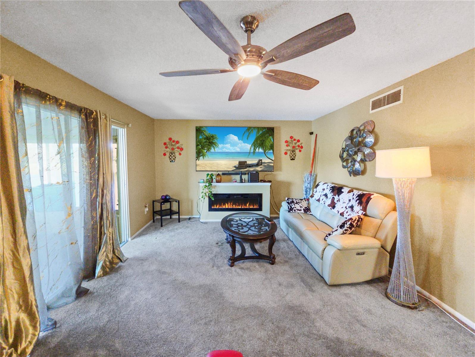 LIVE OAK VILLAGE CONDO - Residential