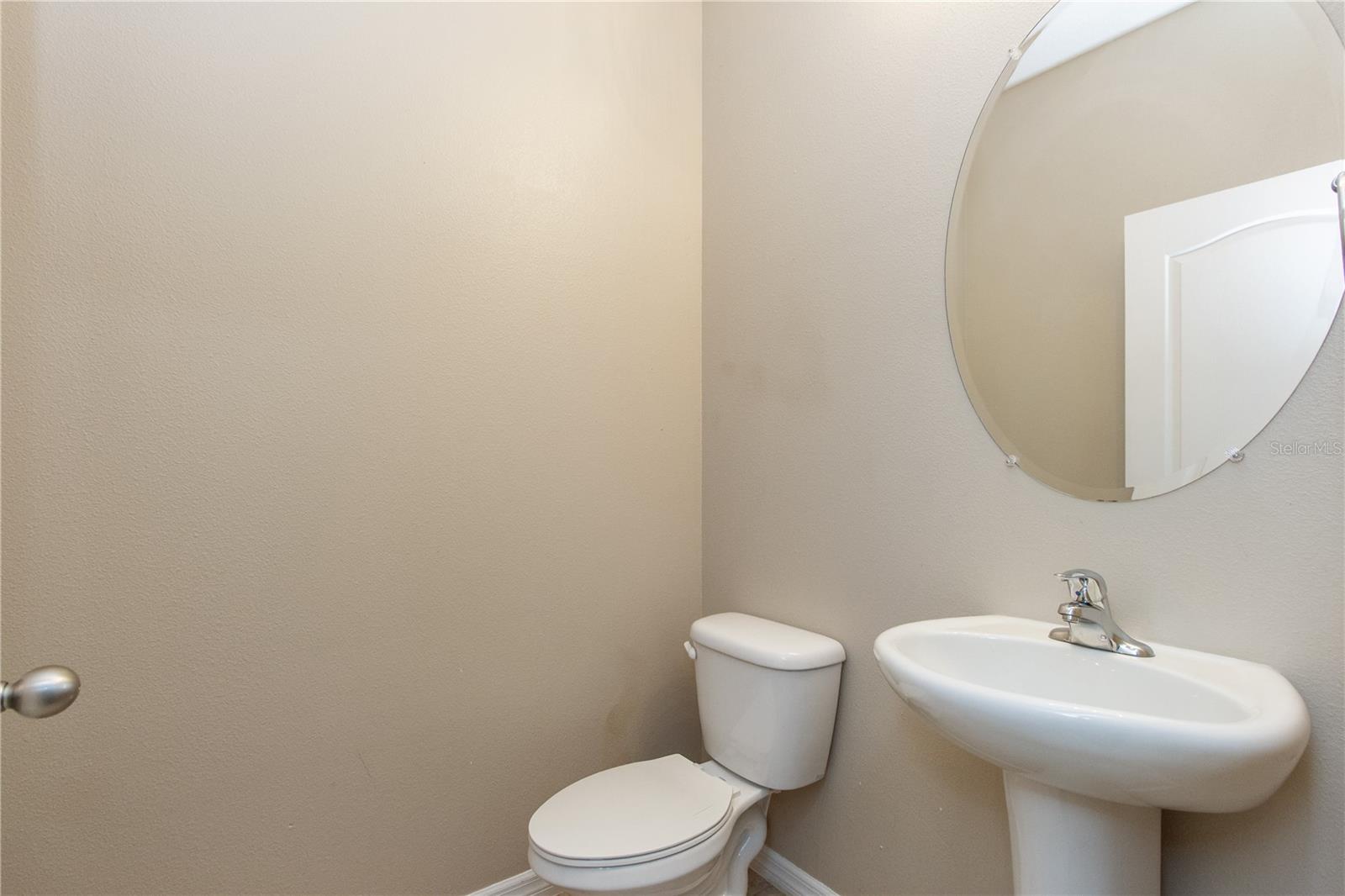 VILLAGES AT AVALON PH 2B WEST - Residential