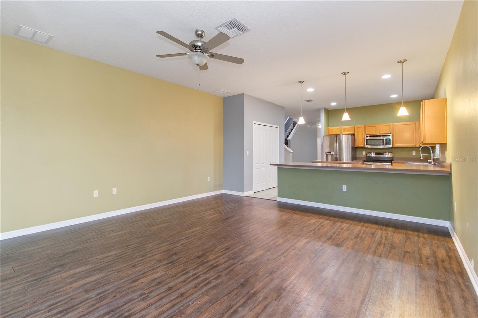 VILLAGES AT AVALON PH 2B WEST - Residential