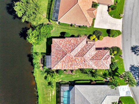 A home in PORT CHARLOTTE