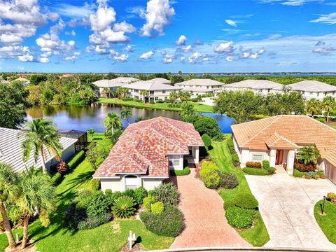 A home in PORT CHARLOTTE