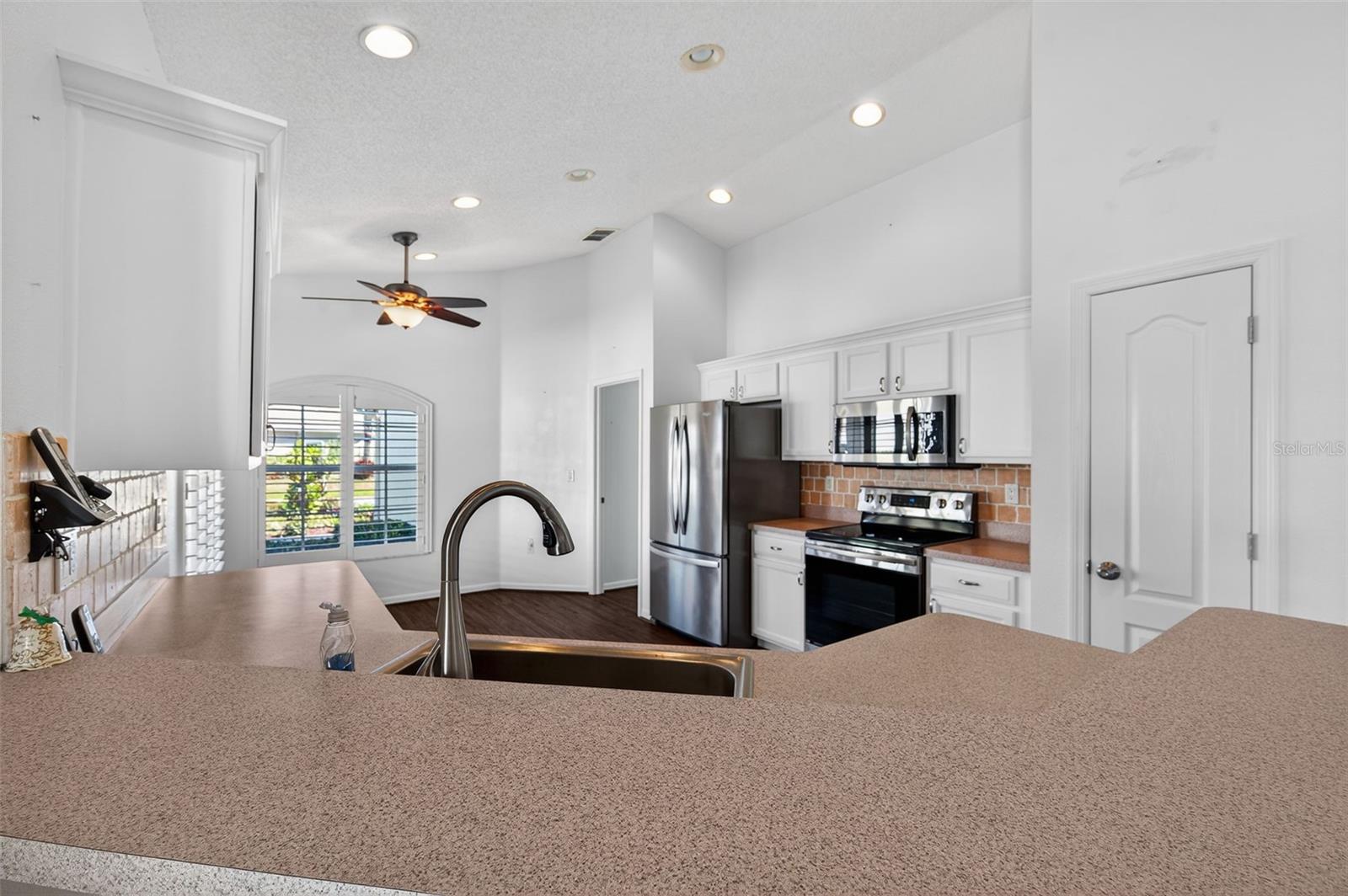 KEY VISTA PH 01 - Residential