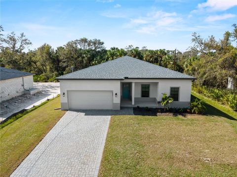 A home in PORT CHARLOTTE