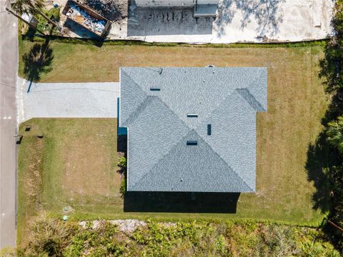 A home in PORT CHARLOTTE