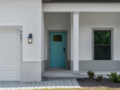 A home in PORT CHARLOTTE